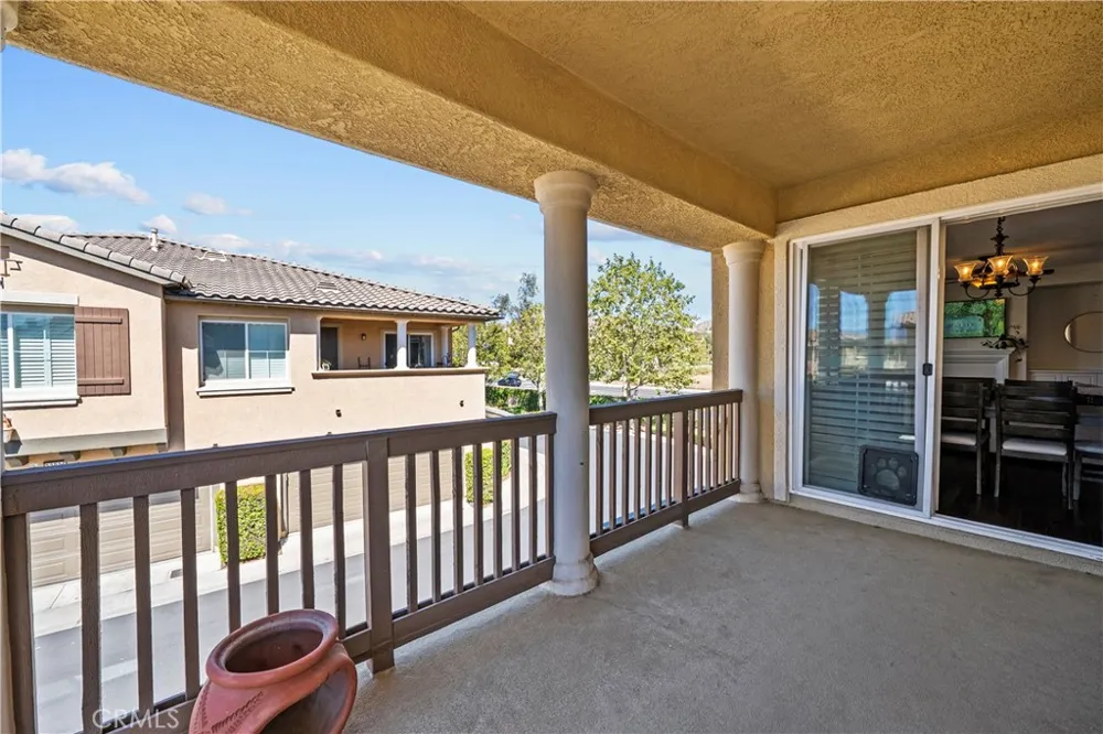 23833 Toscana Valencia, CA 91354