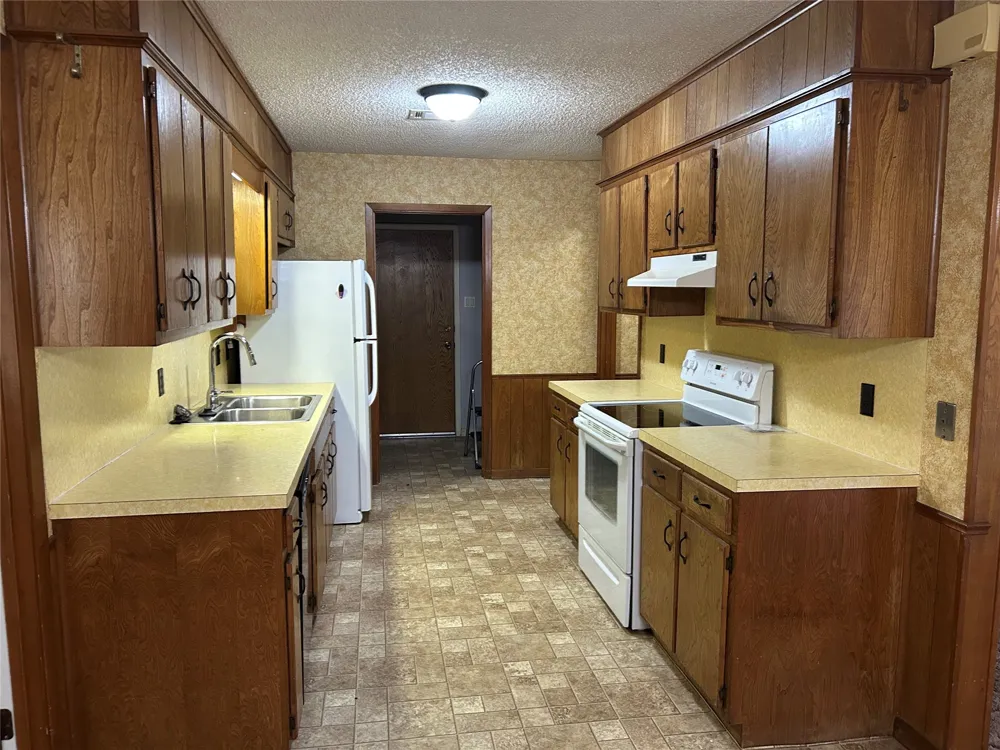 859 Bryan Road Durant, OK 74701