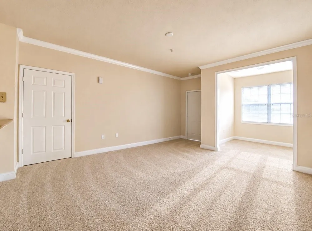 430 SOUTHERN PECAN CIRCLE #106 Winter Garden, FL 34787