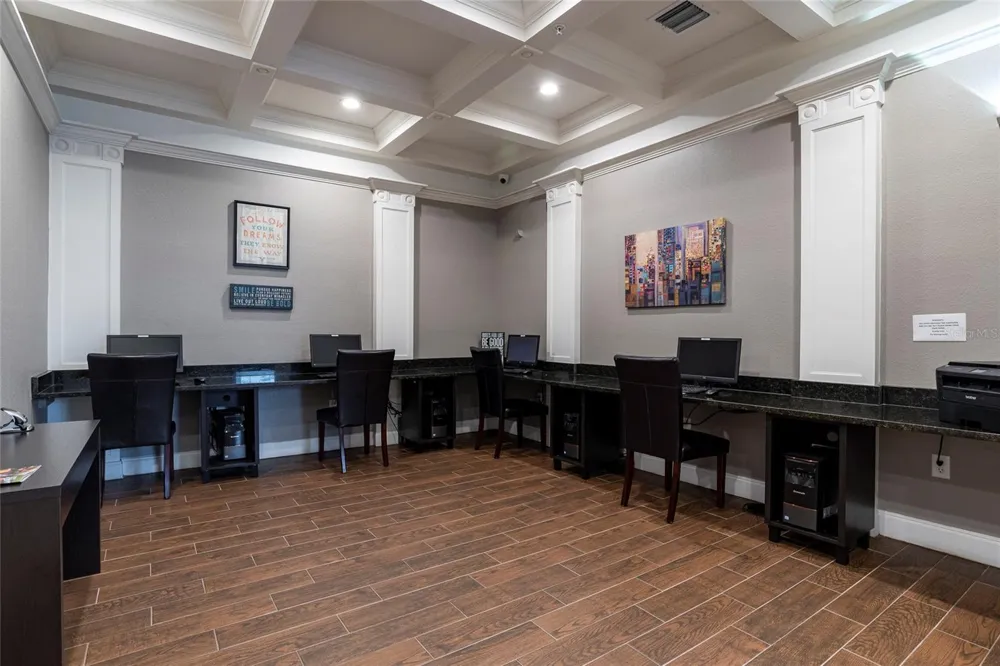 430 SOUTHERN PECAN CIRCLE #106 Winter Garden, FL 34787