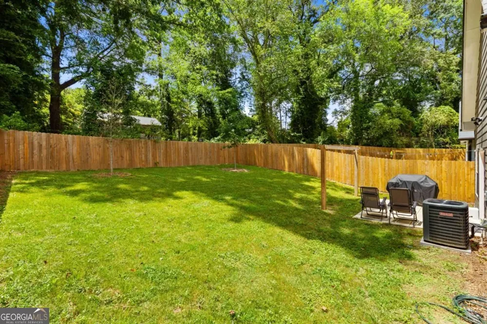 624 Robert ST NW Atlanta, GA 30318