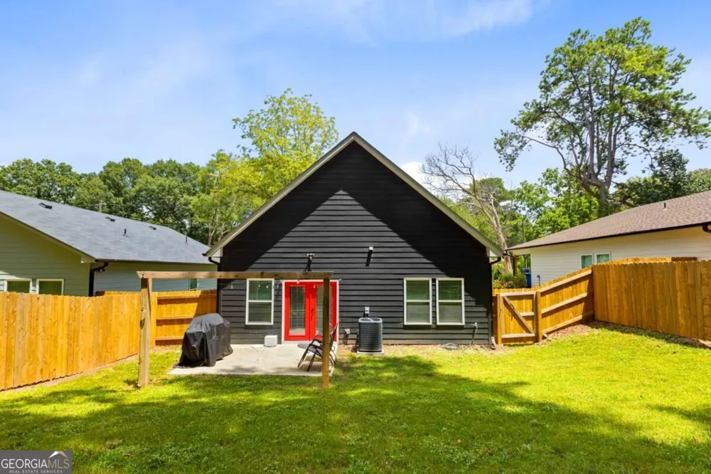 624 Robert ST NW Atlanta, GA 30318