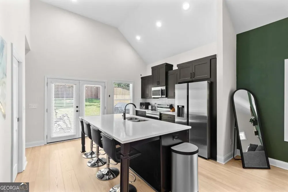 624 Robert ST NW Atlanta, GA 30318