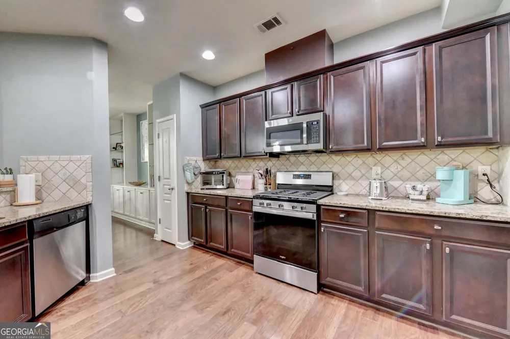 5880 Vista Brook DR Suwanee, GA 30024