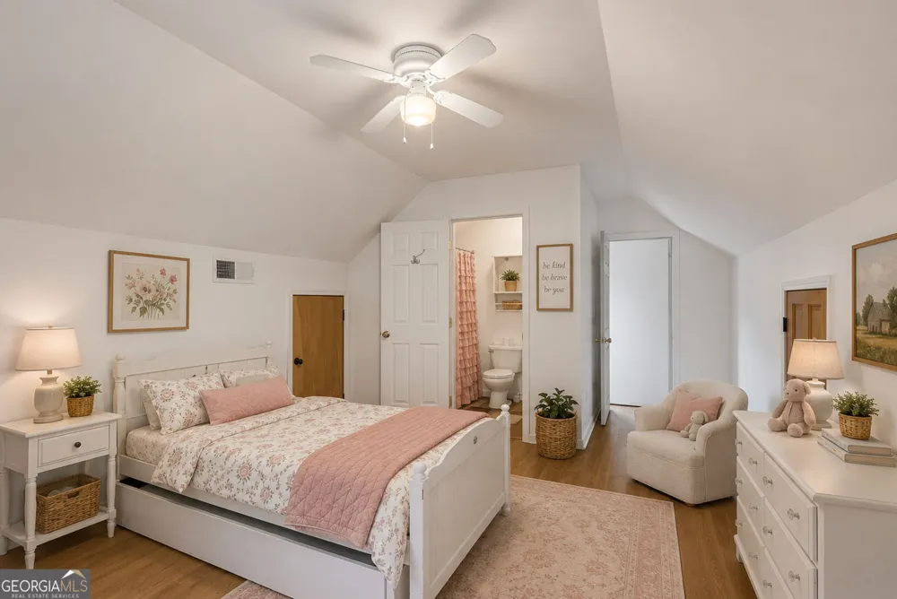 166 Freedom LN Commerce, GA 30530