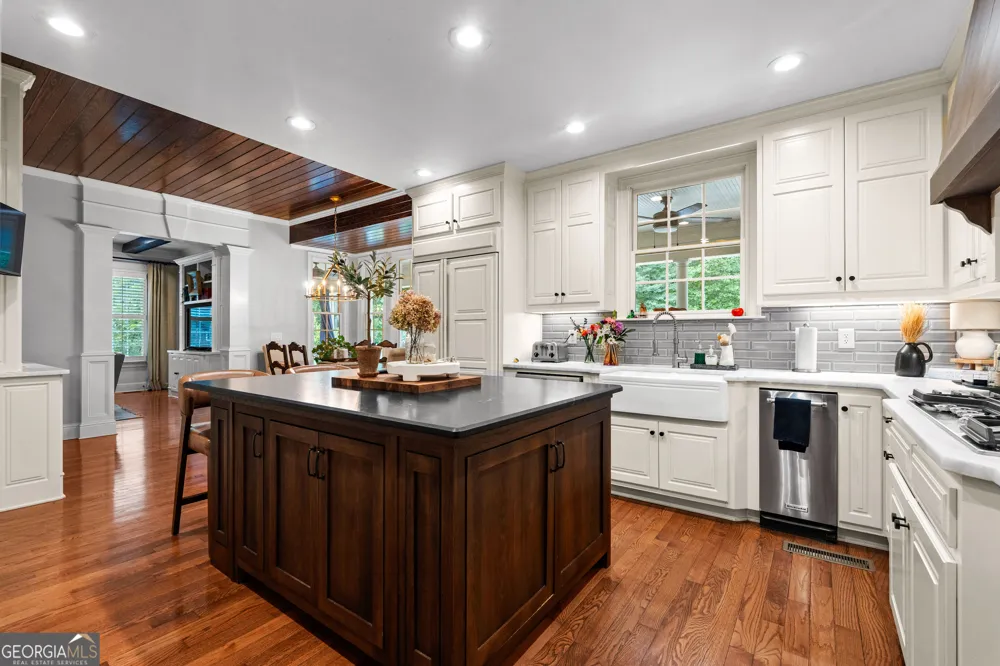 180 Ashborough Park Fayetteville, GA 30215