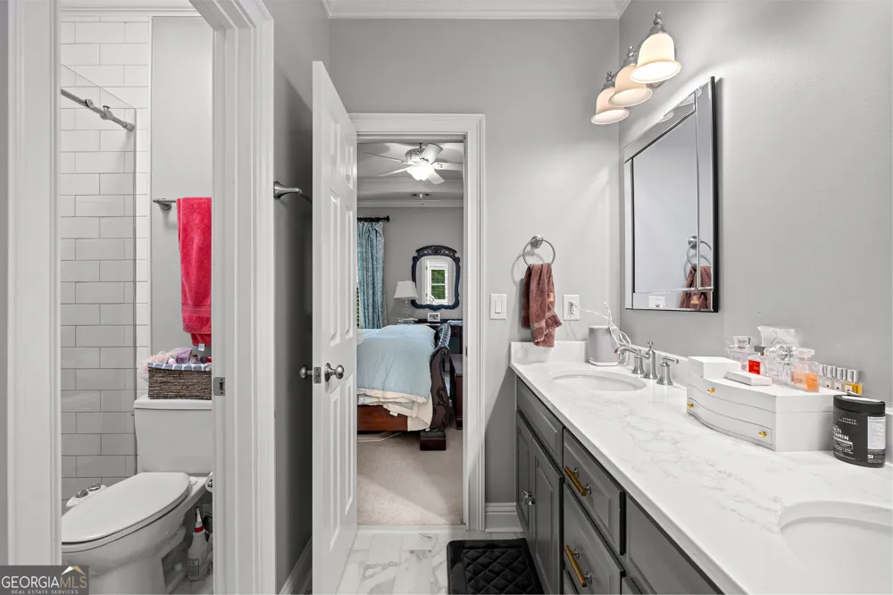 180 Ashborough Park Fayetteville, GA 30215