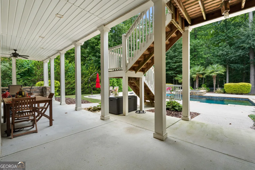 180 Ashborough Park Fayetteville, GA 30215