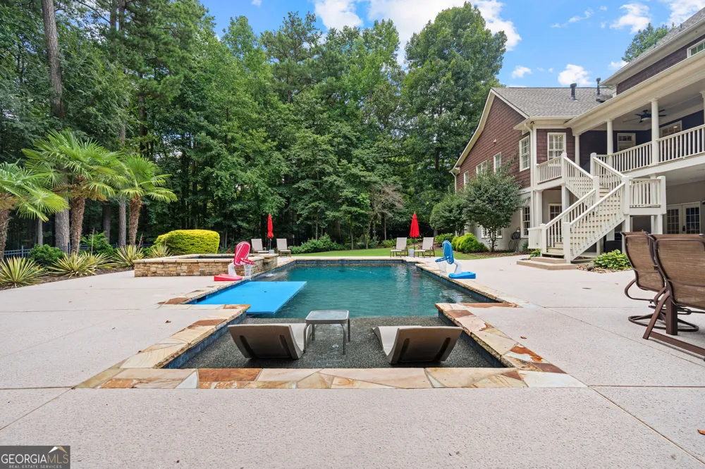 180 Ashborough Park Fayetteville, GA 30215