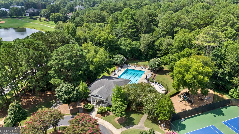 180 Ashborough Park Fayetteville, GA 30215