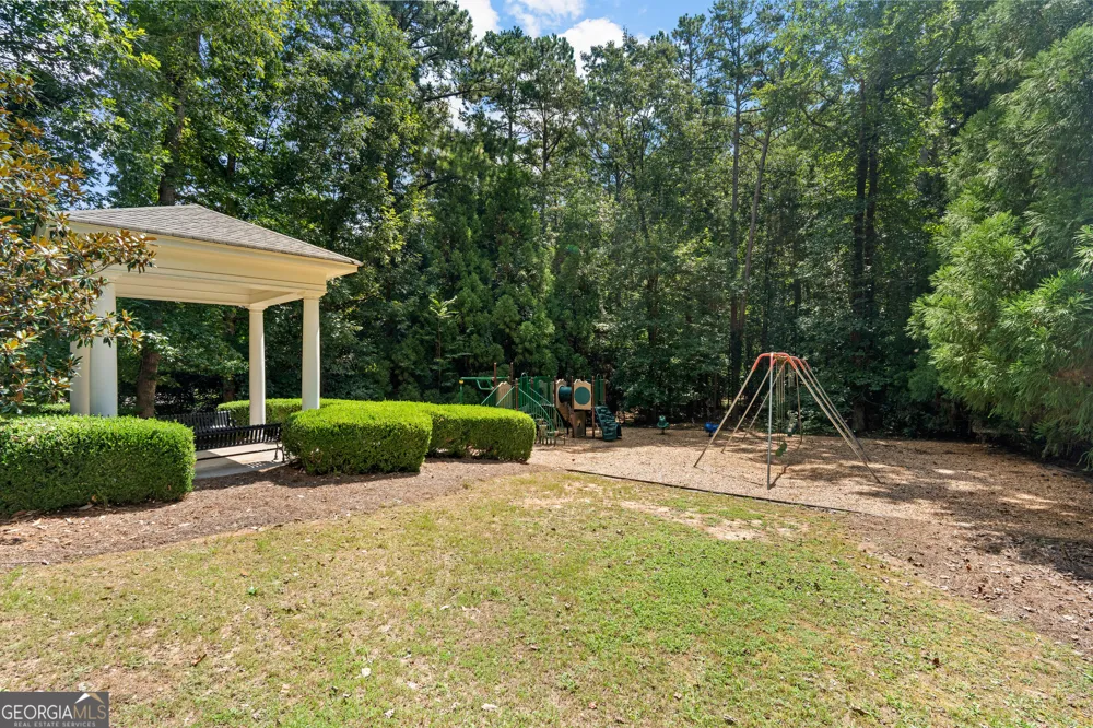 180 Ashborough Park Fayetteville, GA 30215