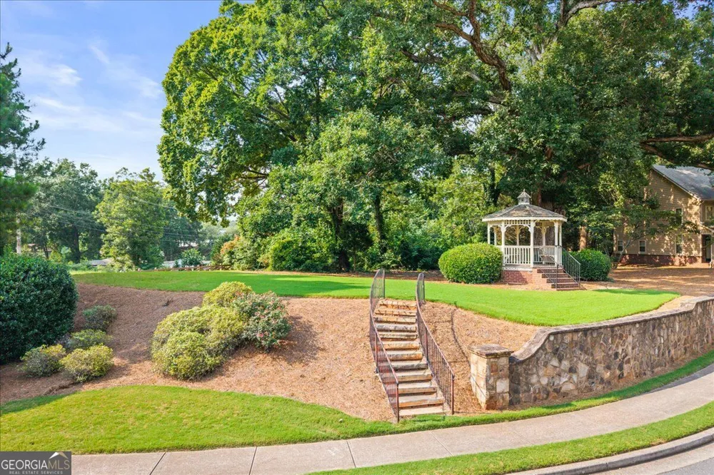 36 Grampian WAY Marietta, GA 30008
