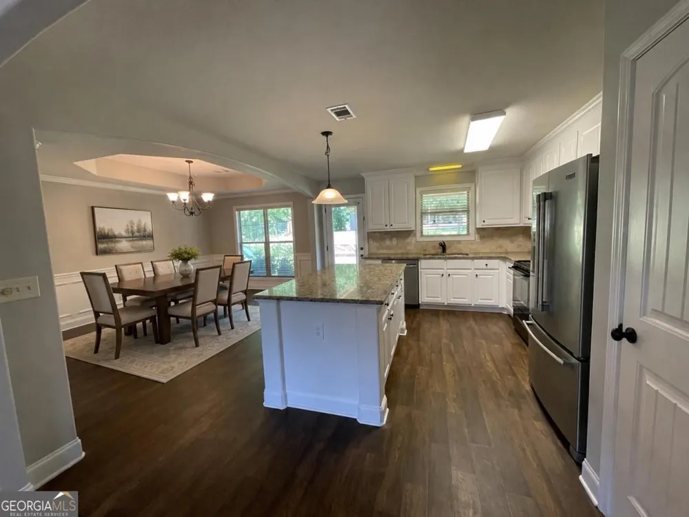 2363 Rat Kinney RD Statham, GA 30666