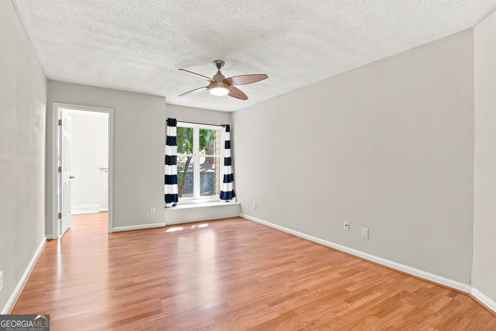 1101 Garden CT Sandy Springs, GA 30328