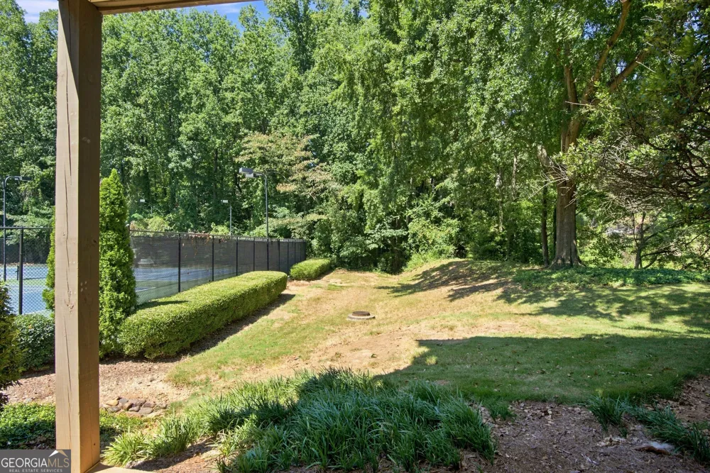 1101 Garden CT Sandy Springs, GA 30328