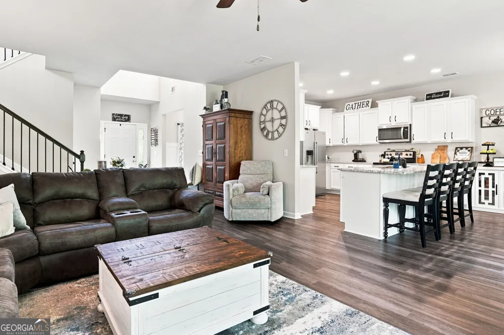 196 Whelchel Valley DR Dawsonville, GA 30534