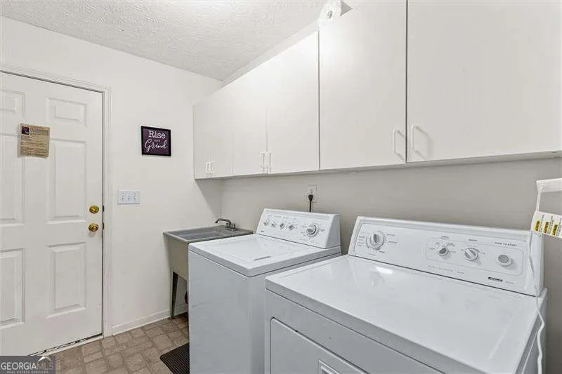 3325 Mill River CV Buford, GA 30519