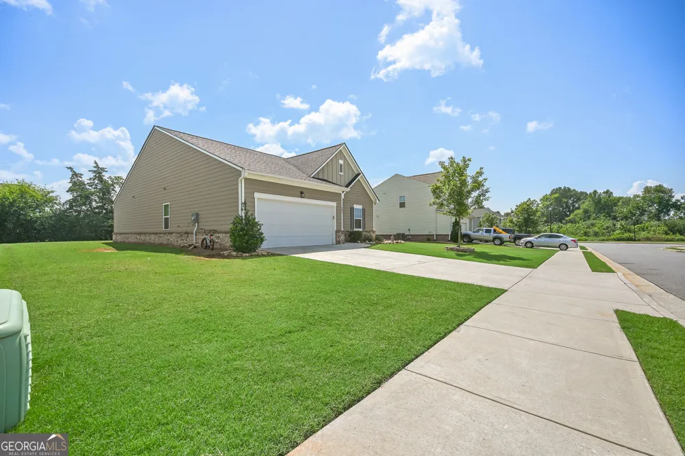155 Siena DR NW Cartersville, GA 30120