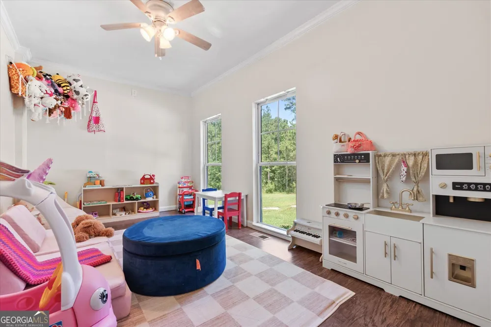 5076 Bevis RD Franklin, GA 30217