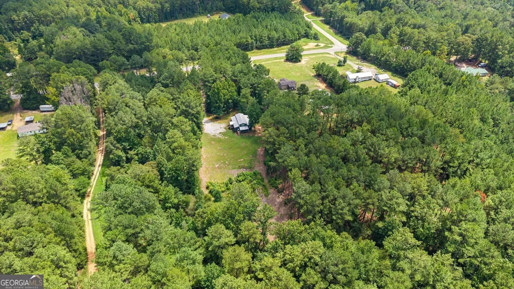 5076 Bevis RD Franklin, GA 30217
