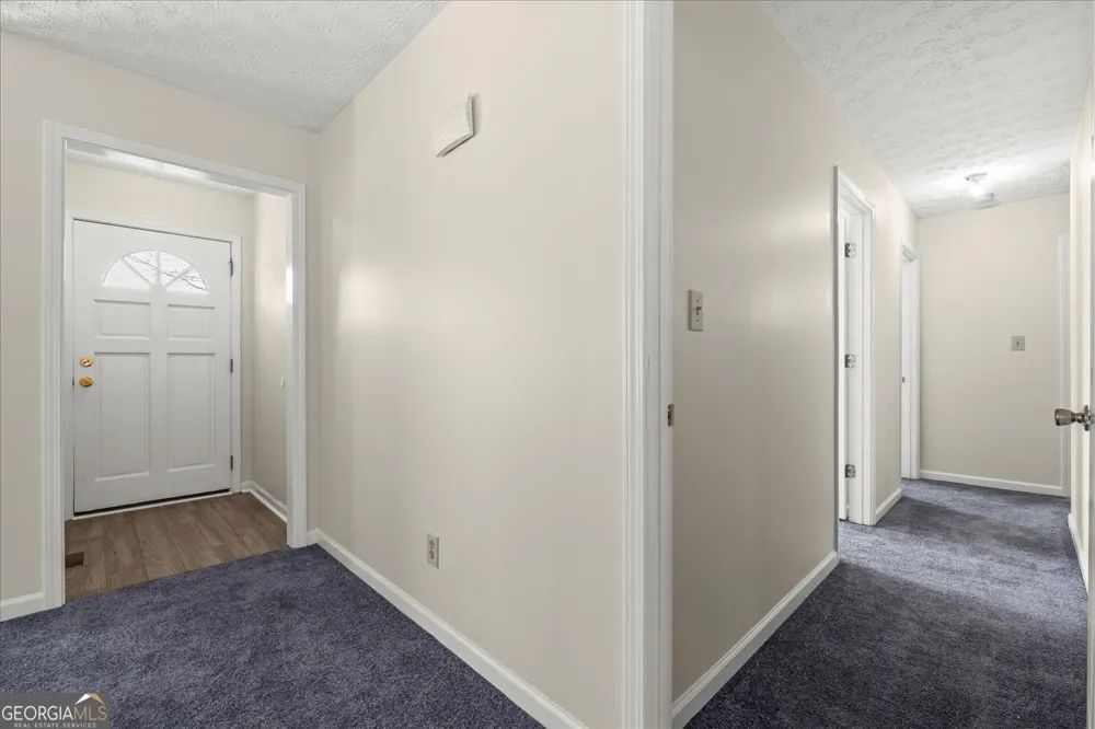1328 Ward DR Elberton, GA 30635