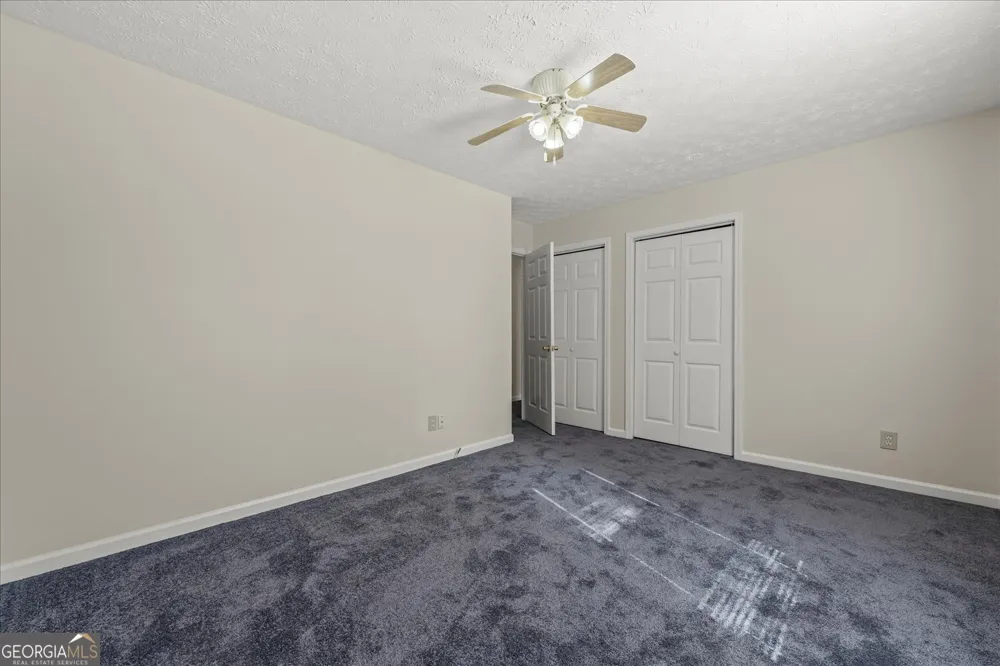 1328 Ward DR Elberton, GA 30635
