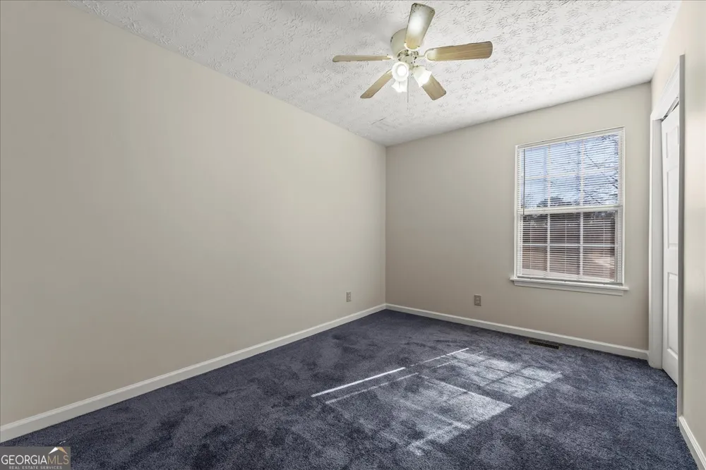1328 Ward DR Elberton, GA 30635