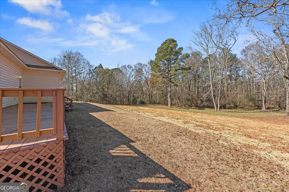 1328 Ward DR Elberton, GA 30635