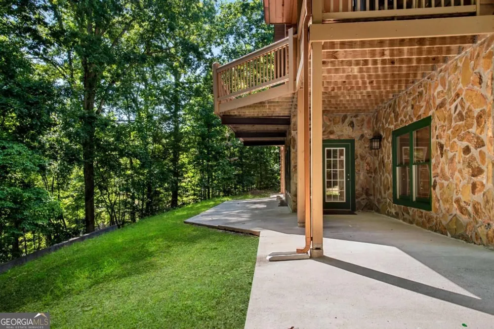 1300 Soap Creek RD Ball Ground, GA 30107