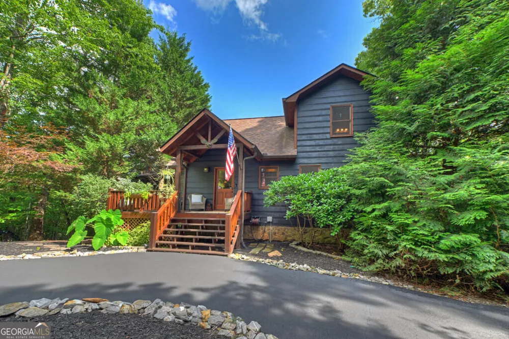 104 Gibbs TRL Mineral Bluff, GA 30559