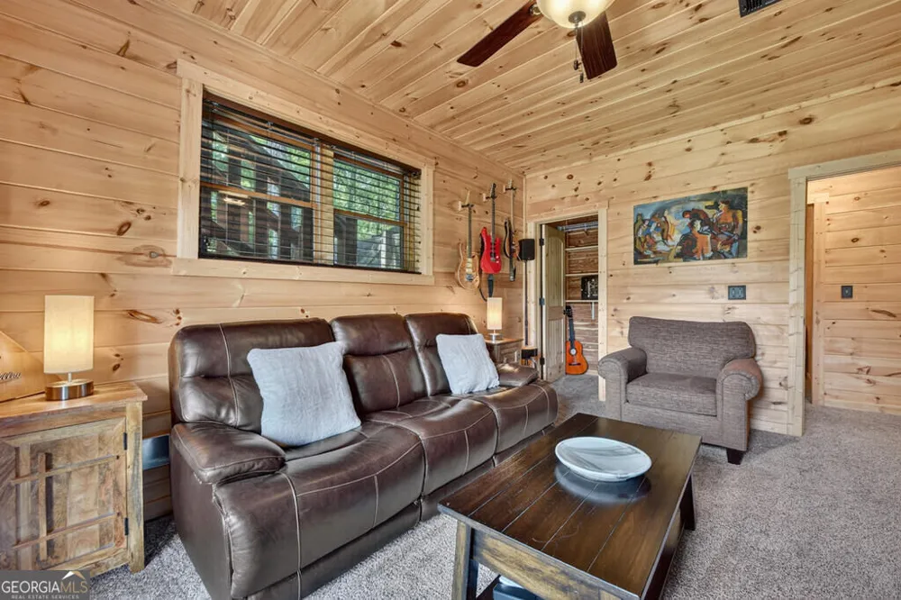 104 Gibbs TRL Mineral Bluff, GA 30559