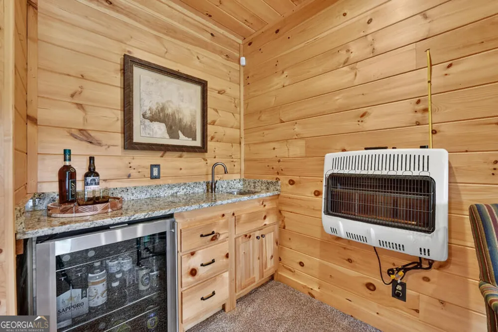 104 Gibbs TRL Mineral Bluff, GA 30559