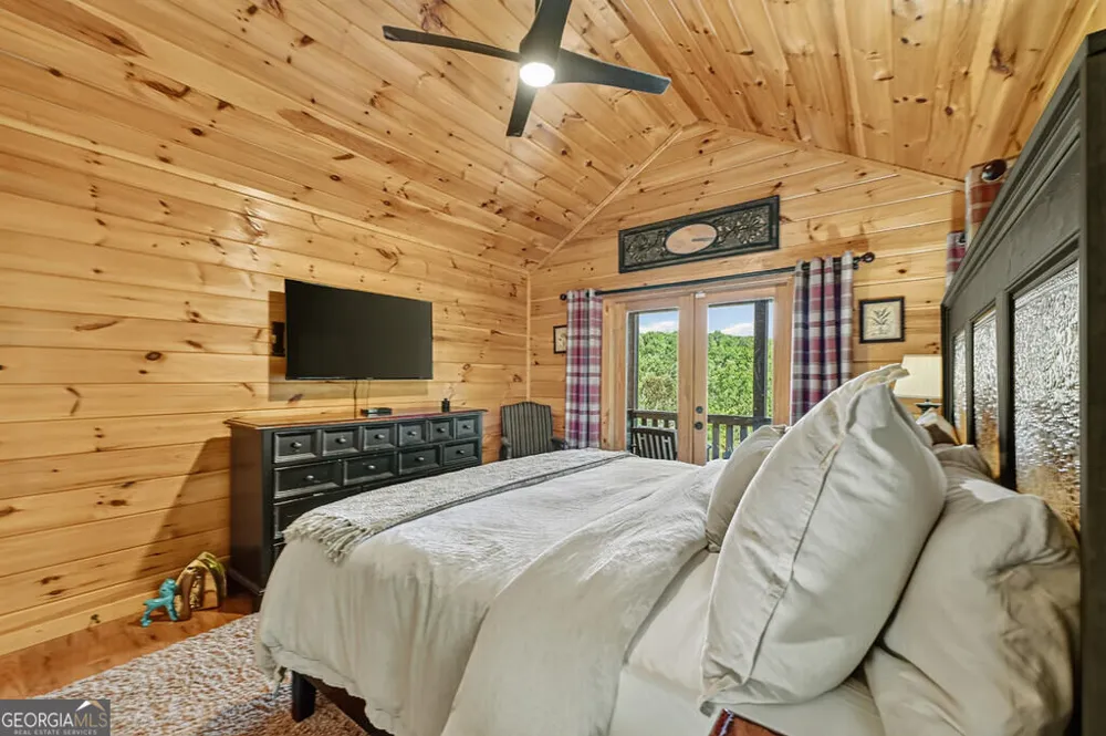 104 Gibbs TRL Mineral Bluff, GA 30559