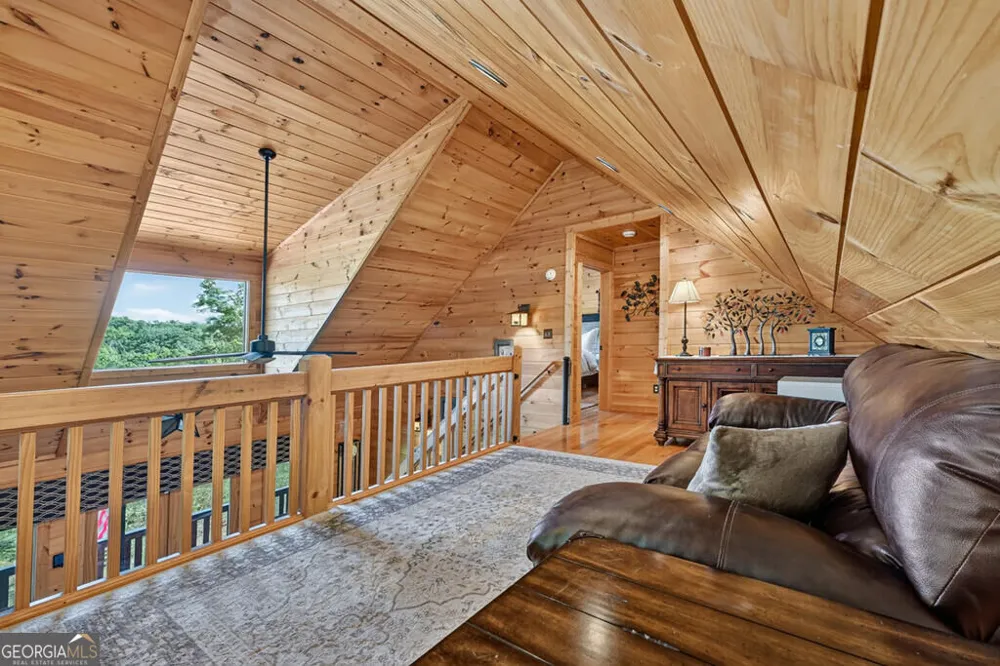 104 Gibbs TRL Mineral Bluff, GA 30559