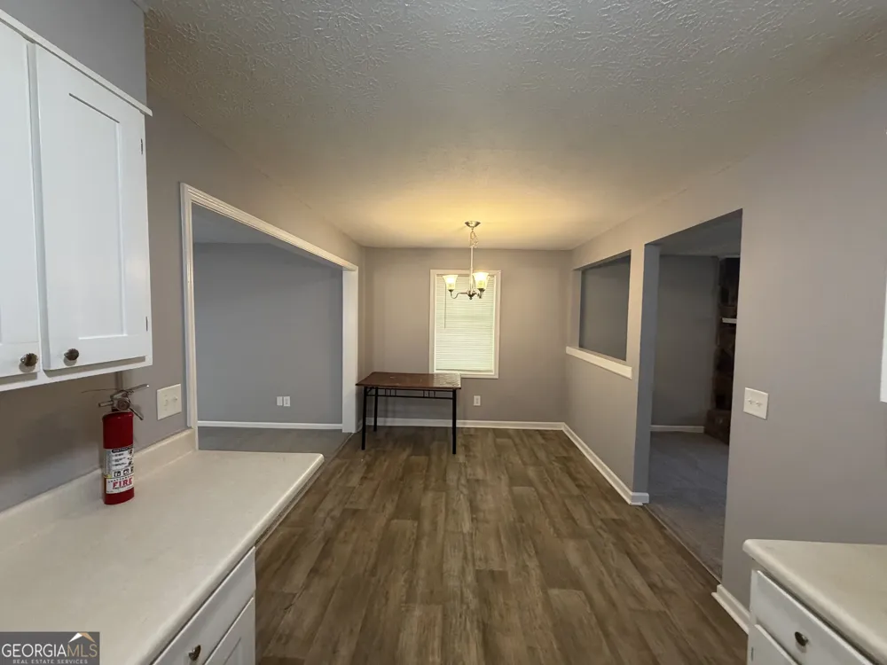 125 S Meadowcliff CIR Carrollton, GA 30116