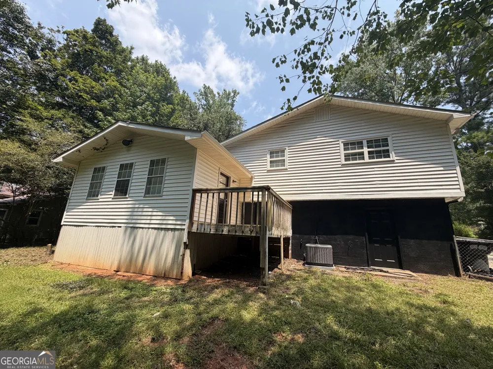 125 S Meadowcliff CIR Carrollton, GA 30116