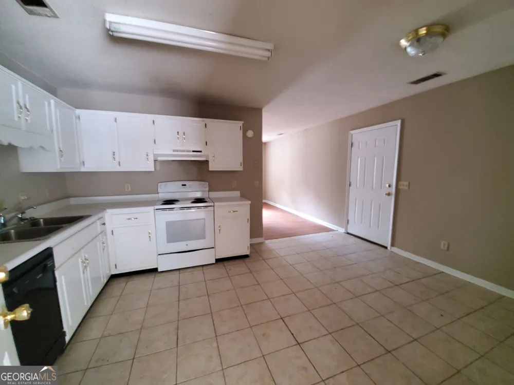 403 Wendwood CT Statesboro, GA 30458