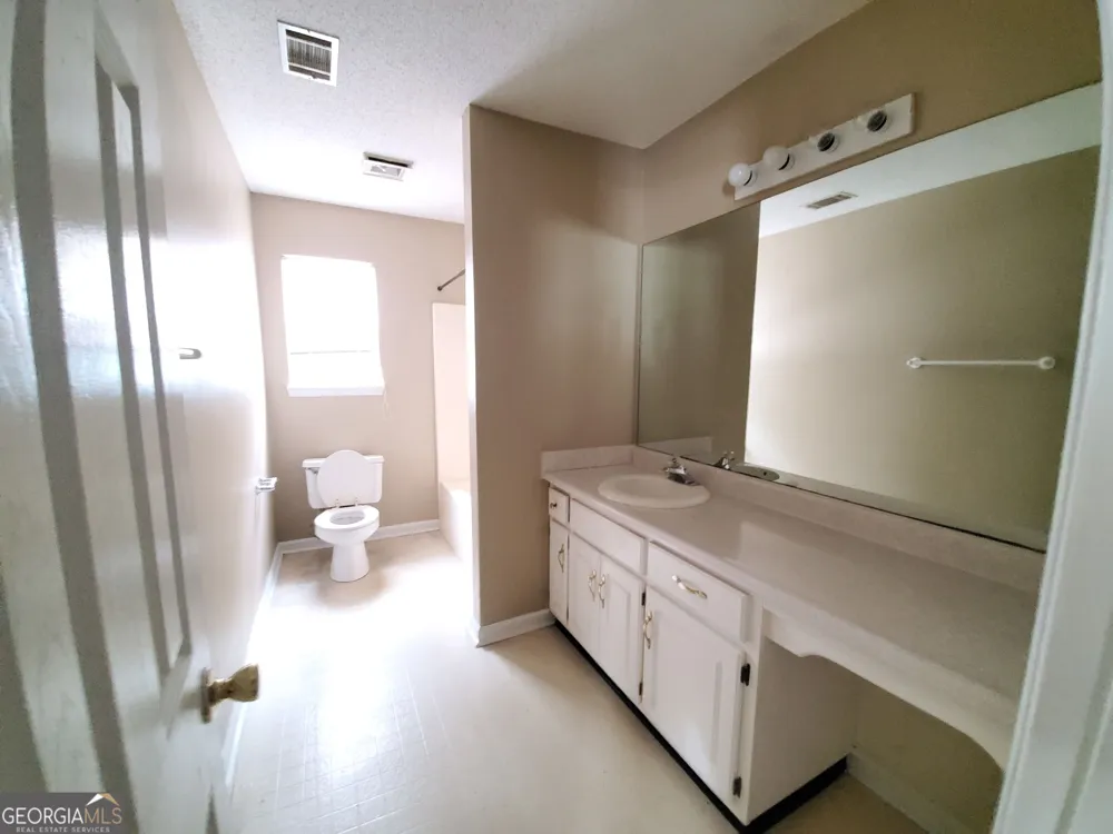 403 Wendwood CT Statesboro, GA 30458