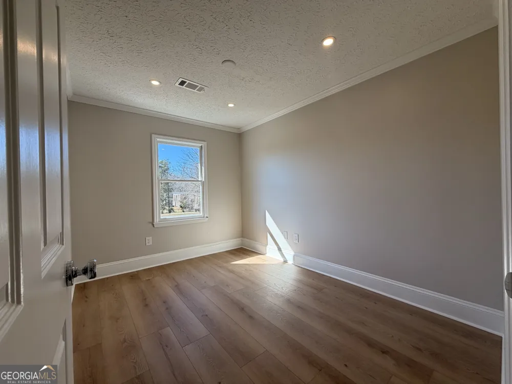 1165 Cedar Shoals DR Athens, GA 30605