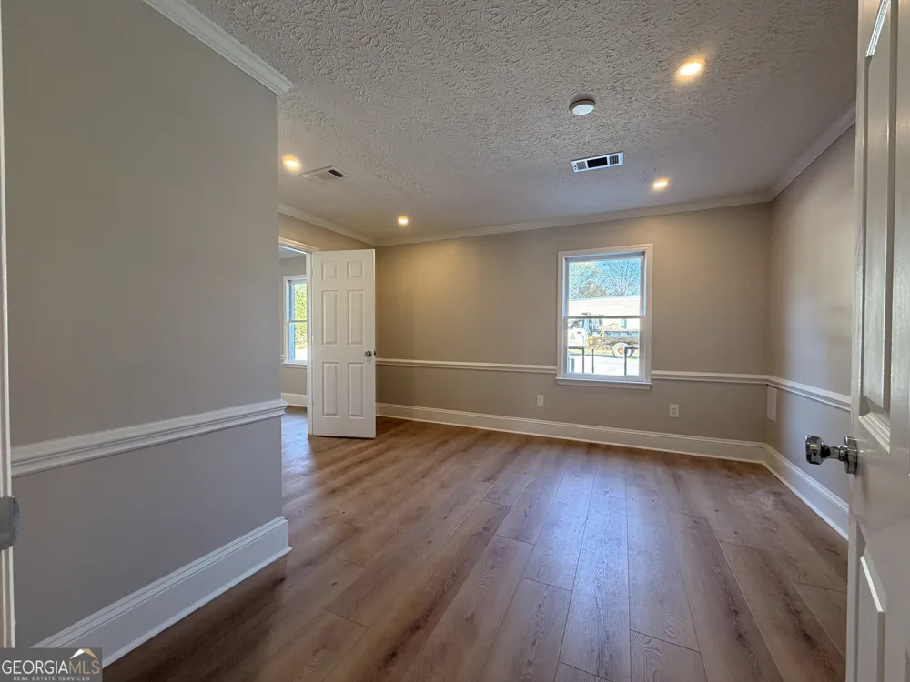 1165 Cedar Shoals DR Athens, GA 30605