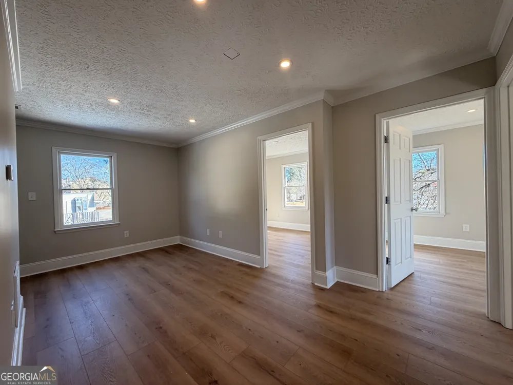 1165 Cedar Shoals DR Athens, GA 30605