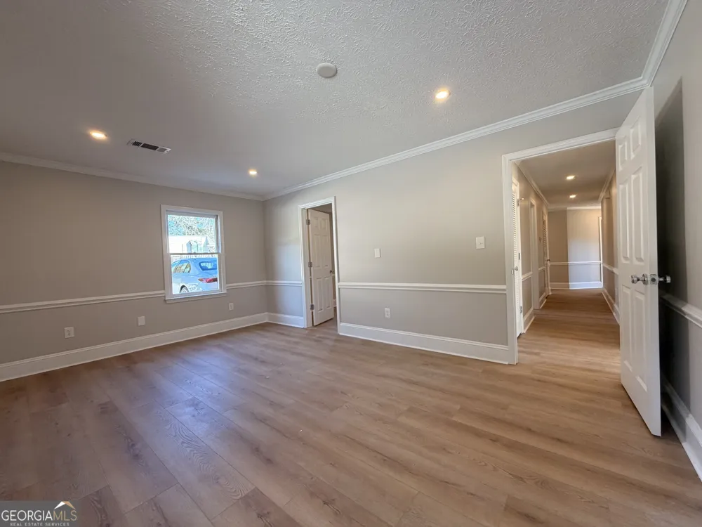 1165 Cedar Shoals DR Athens, GA 30605