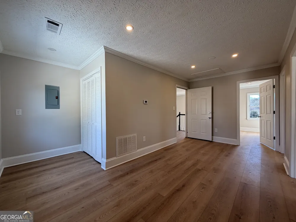 1165 Cedar Shoals DR Athens, GA 30605
