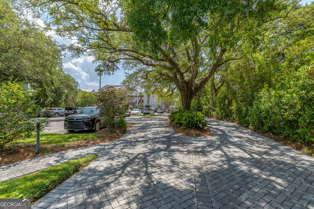 1524 Wood AVE St. Simons, GA 31522