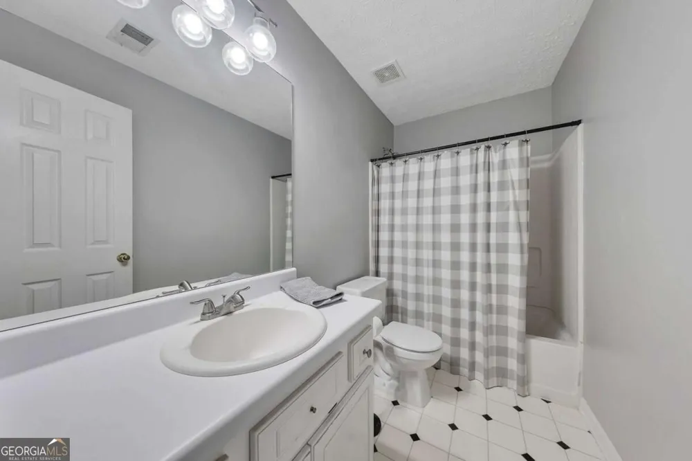 351 Laiken DR Jasper, GA 30143