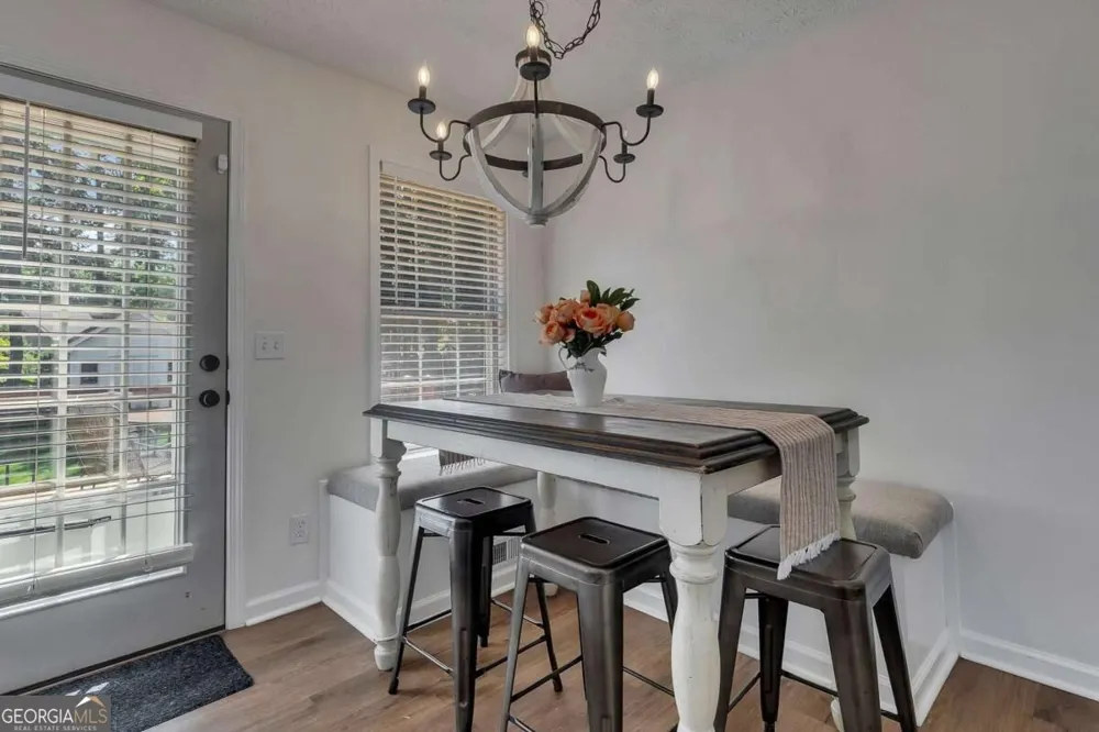 351 Laiken DR Jasper, GA 30143