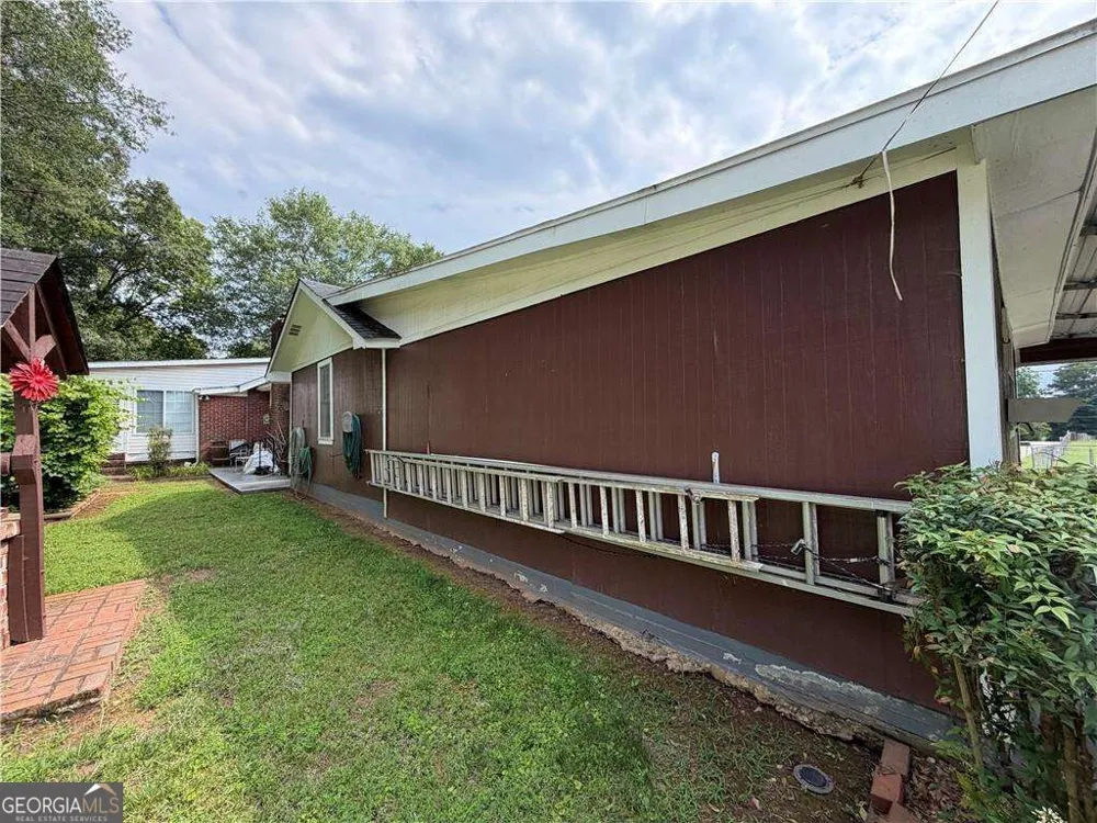 401 Latimore AVE Buford, GA 30518