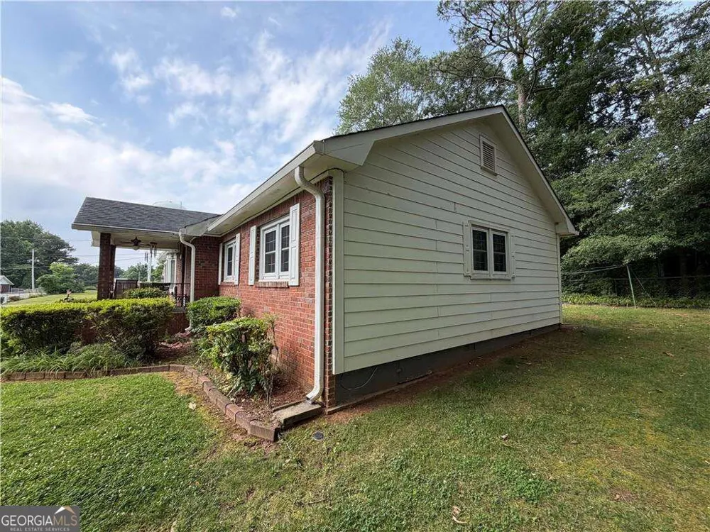 401 Latimore AVE Buford, GA 30518