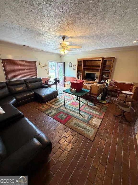401 Latimore AVE Buford, GA 30518
