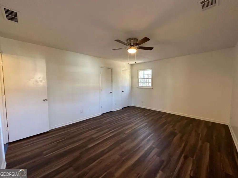 5172 Ridge Forest DR Stone Mountain, GA 30083